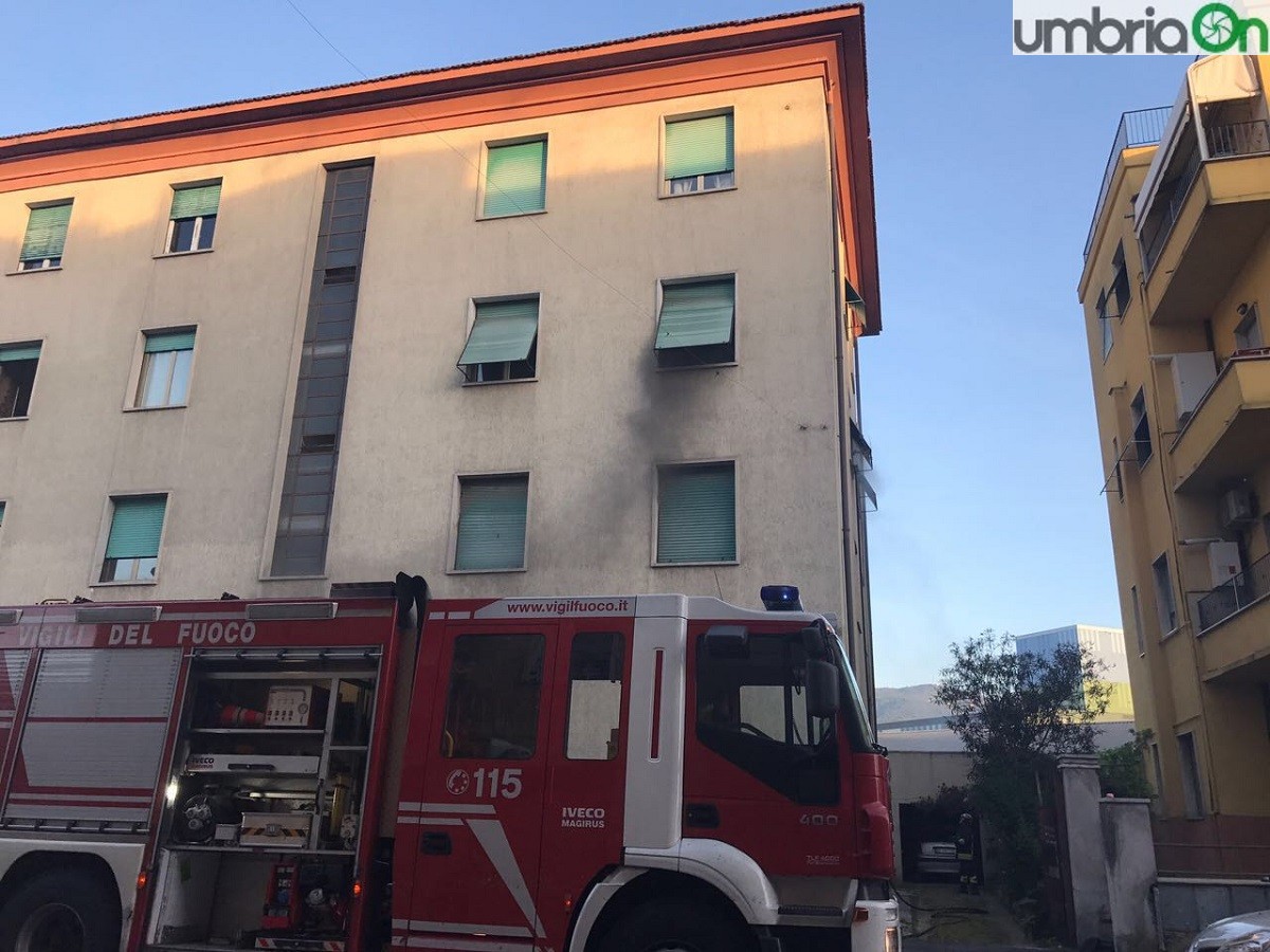 Terni Incendio Via Rosselli 4 UmbriaON