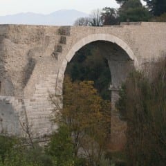 Il ponte d’Augusto ispira la creatività