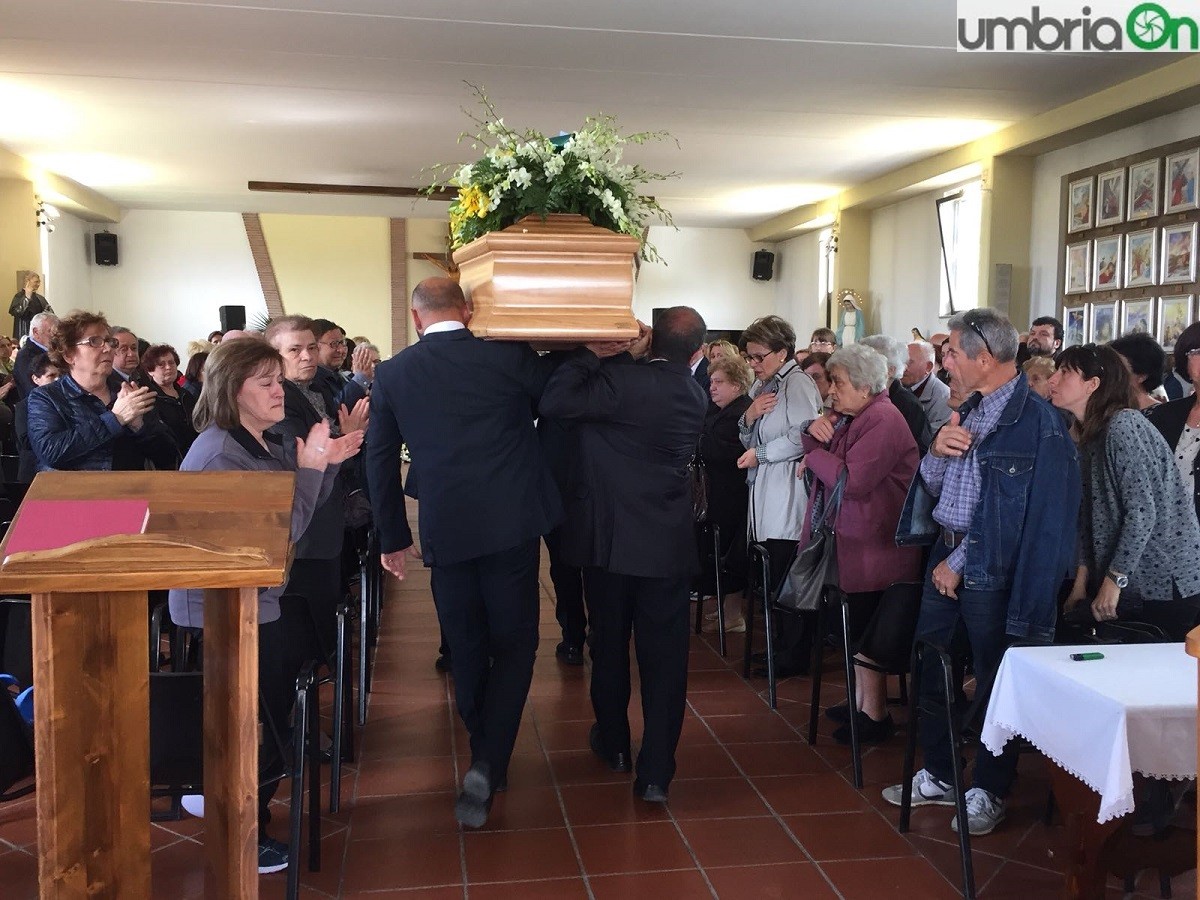 Terni, Addio Eleonora: Folla Ai Funerali | UmbriaON