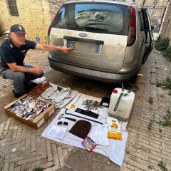 Bastia Umbra: furti fra tabaccheria, parrucchiera e lavanderie. Presi i due responsabili